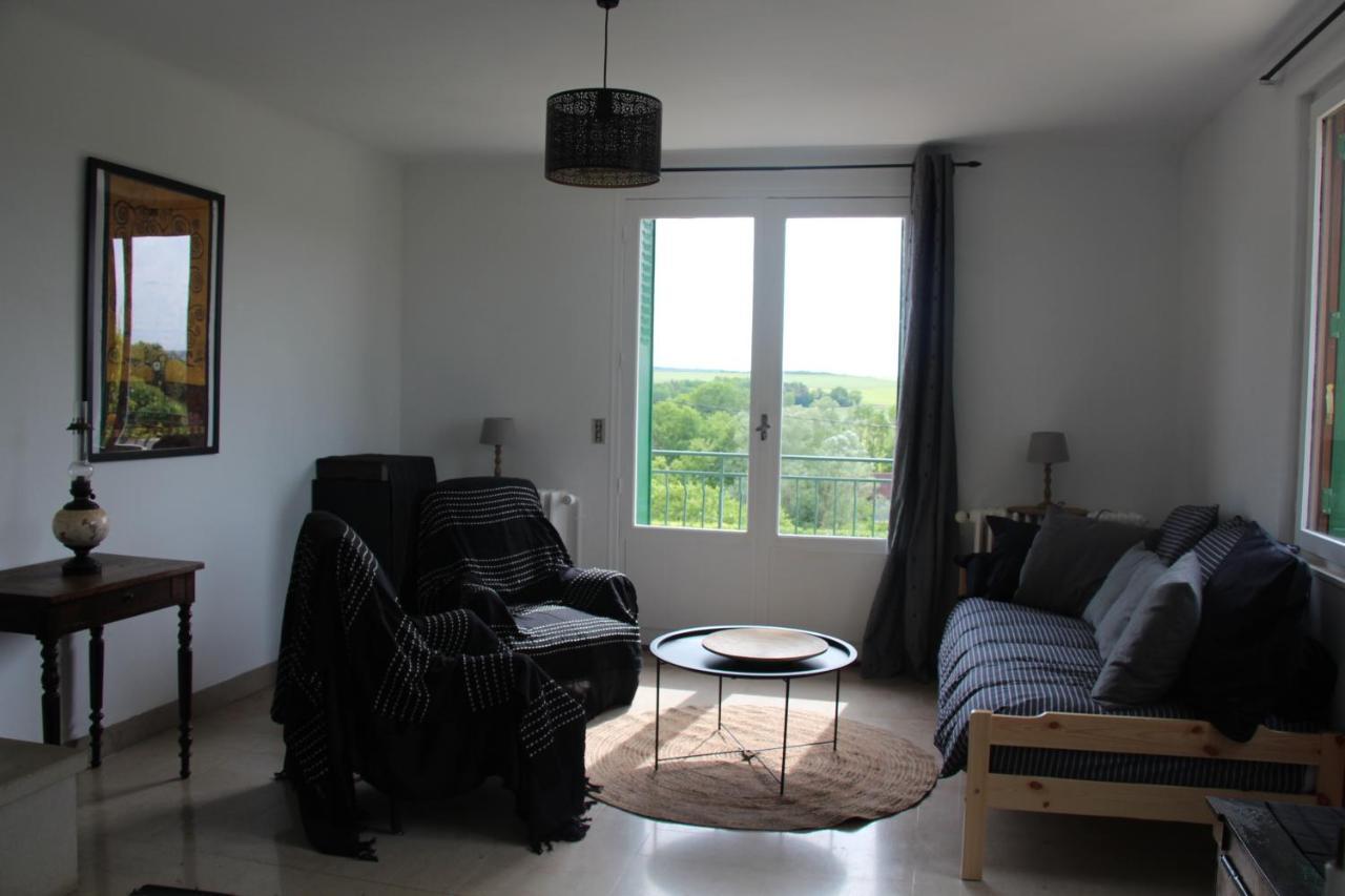 Vila Au 19 Tanlay Exteriér fotografie